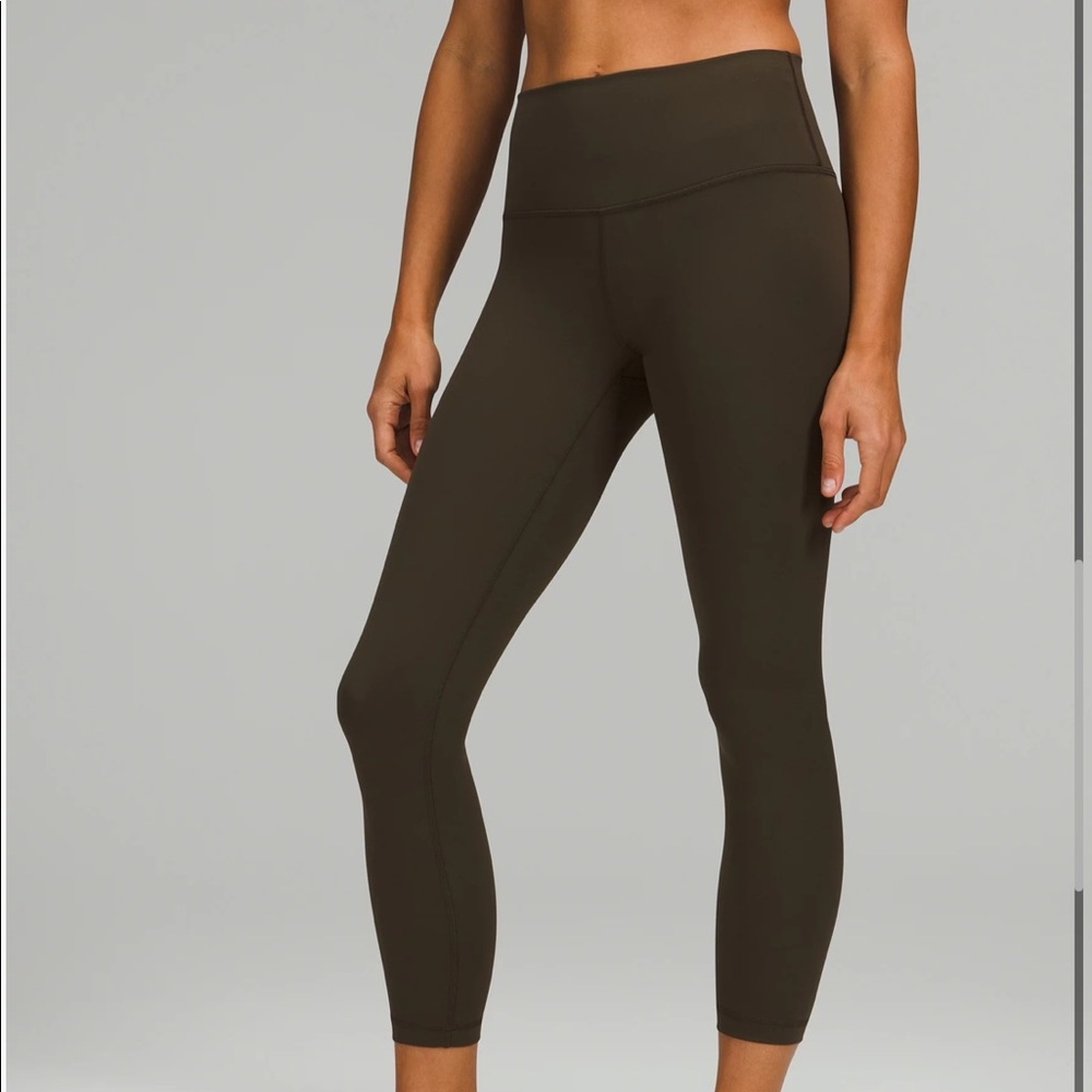 Lululemon Wunder Under Size 6 25” length in dark olive